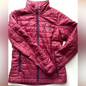 Patagonia Womens Raspberry Nano Puff w/ Navy Zippers!
